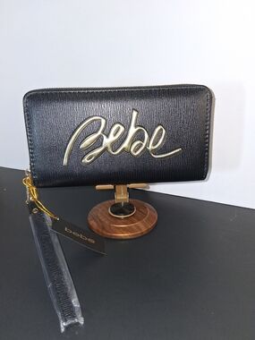 bebe Gianna Wristlet Wallet